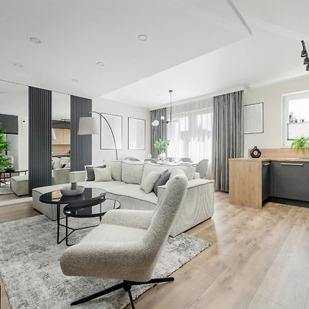 Piekny Apartament Wichrowa - 2 Sypialnie Free Garage Wroclaw By Noclegi Renters Ngoại thất bức ảnh