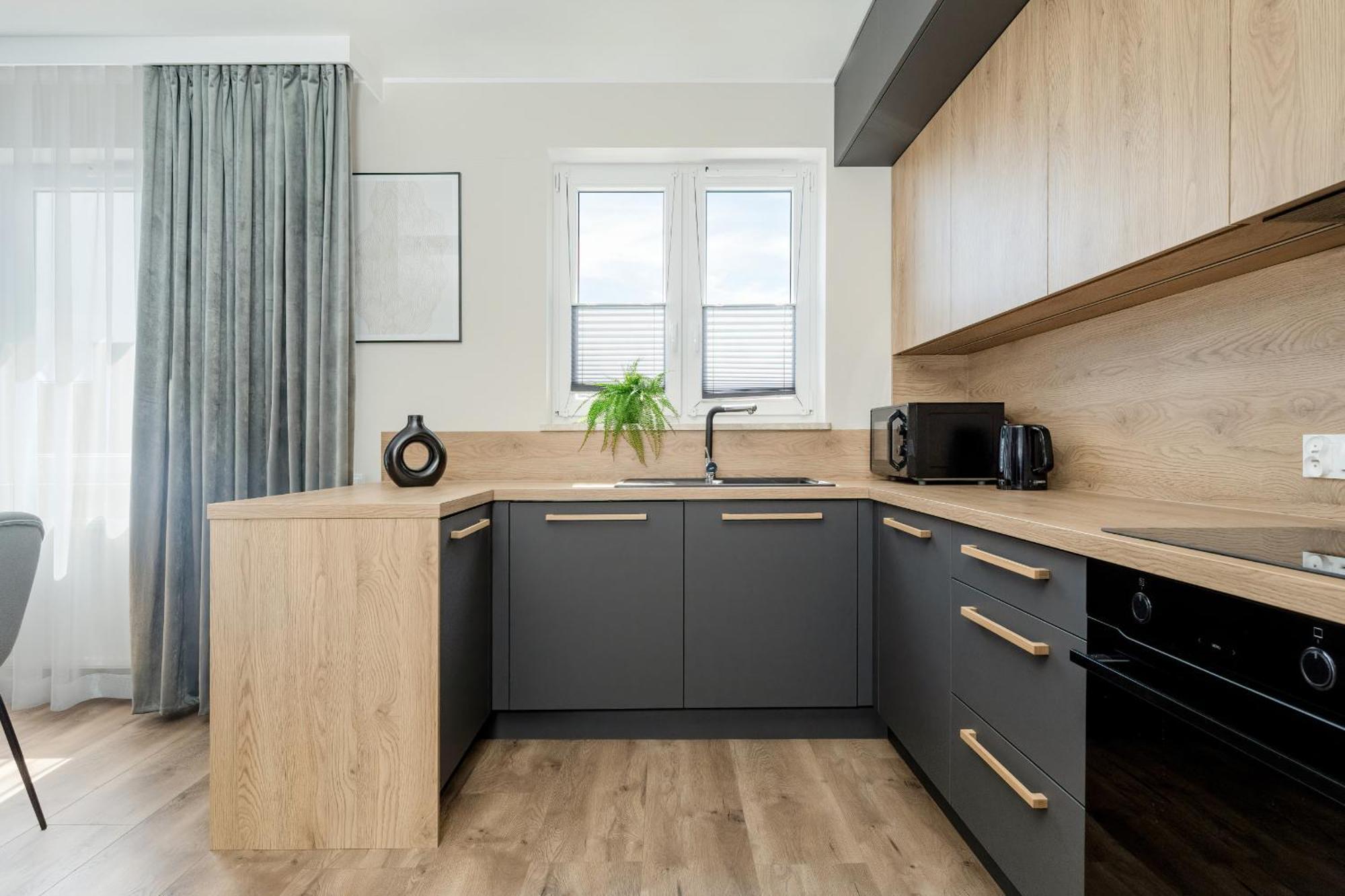 Piekny Apartament Wichrowa - 2 Sypialnie Free Garage Wroclaw By Noclegi Renters Ngoại thất bức ảnh