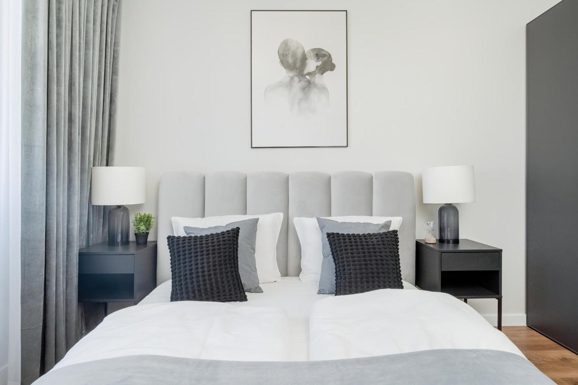 Piekny Apartament Wichrowa - 2 Sypialnie Free Garage Wroclaw By Noclegi Renters Ngoại thất bức ảnh