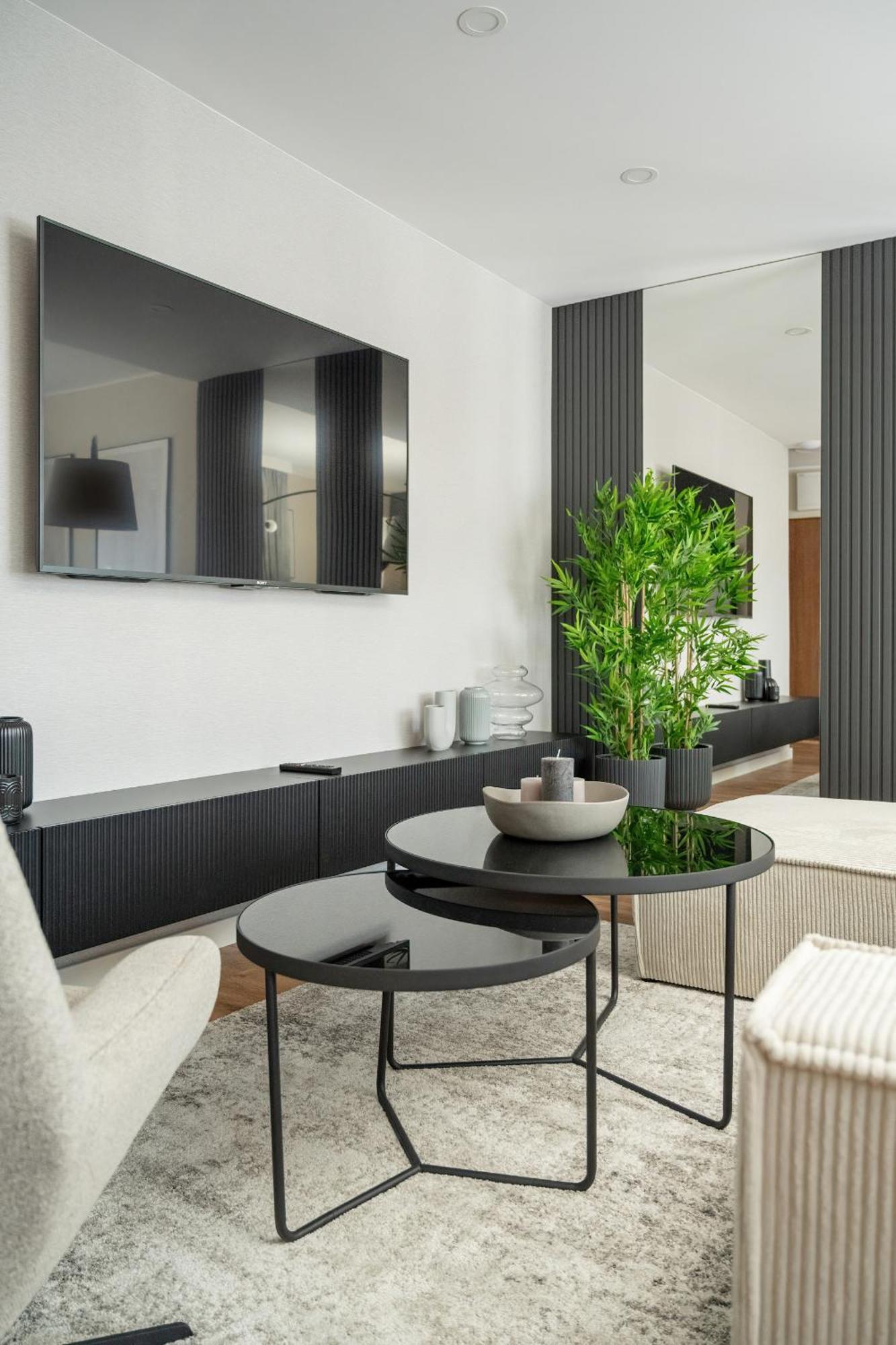 Piekny Apartament Wichrowa - 2 Sypialnie Free Garage Wroclaw By Noclegi Renters Ngoại thất bức ảnh